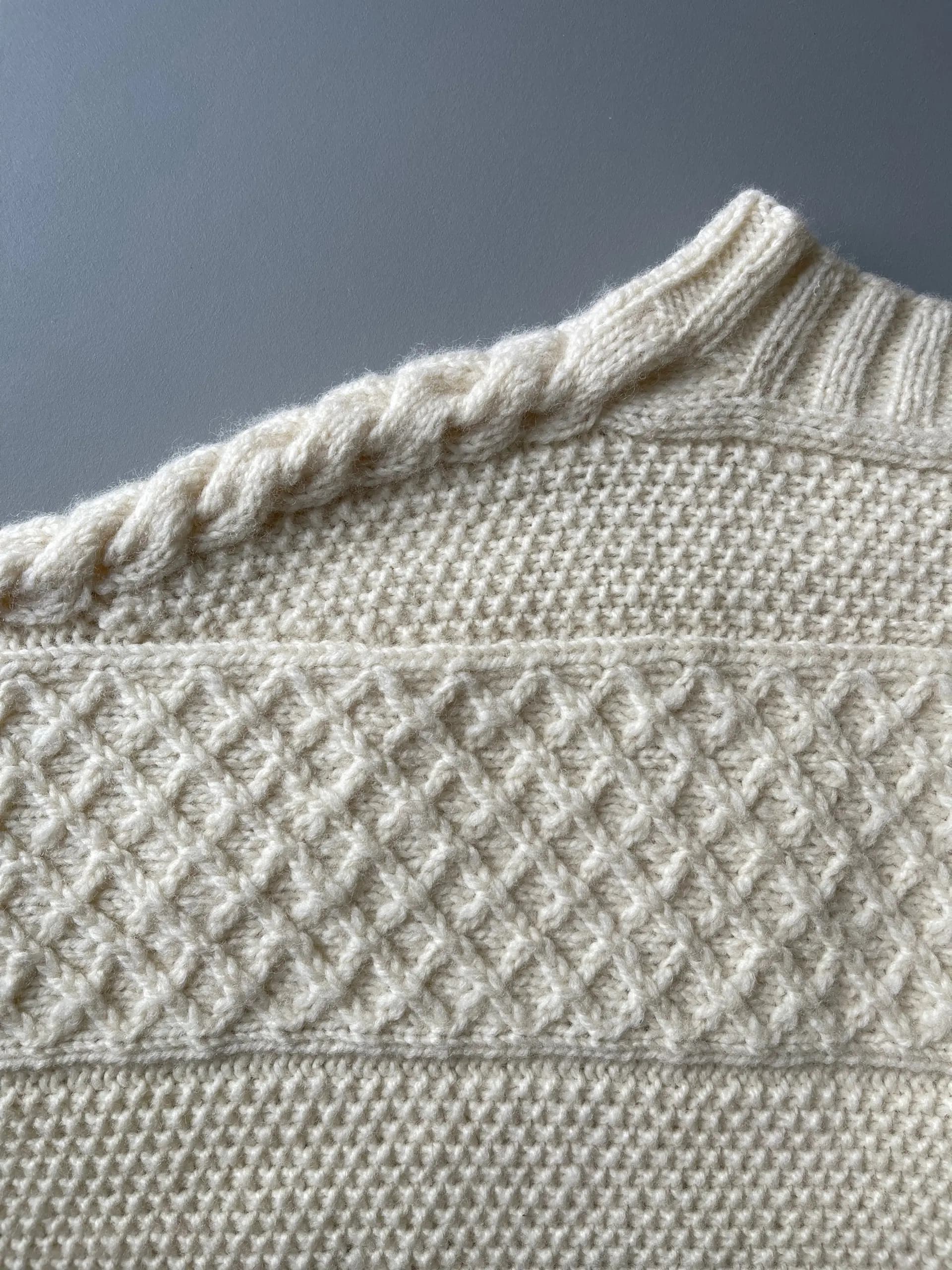 Haraboji Cardigan -  Zestaw: wzór + włóczka 5